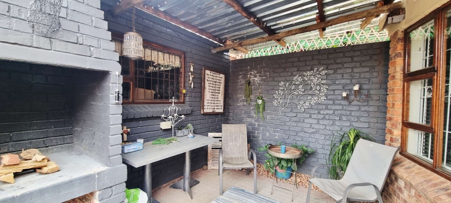 3 Bedroom Property for Sale in Langenhovenpark Free State